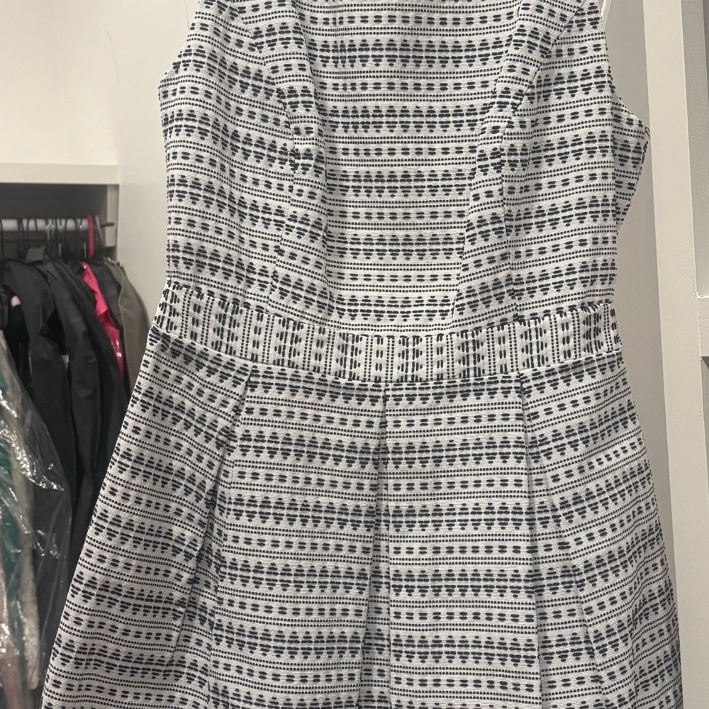 Elegant Black and White Patterned Dress
